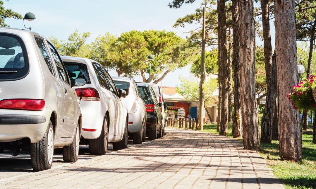 Verano y conducción: tips para cuidar tu coche durante esta época