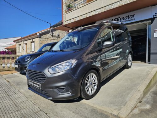 Ford-Tourneo-Courier-año-2020